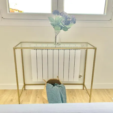 Apartment El Pisín De Avilés. Parking / Wifi